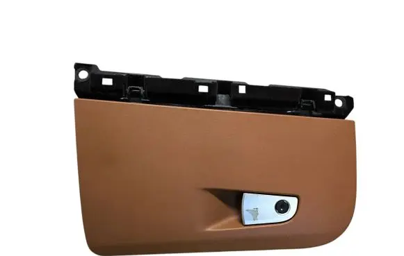 Glove box
