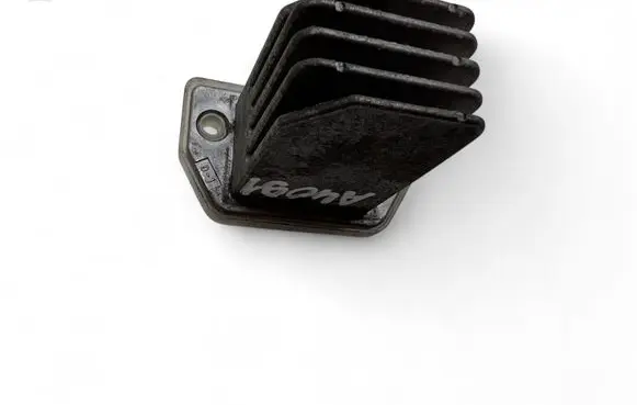 Nissan Qashqai Heater blower fan relay 70T030E