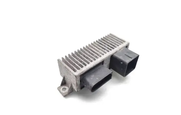 Glow plug pre-heat relay