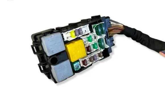 Citroen C4 II Fuse module 9665492680 018014781 87635E