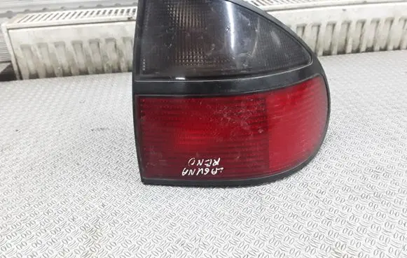 Renault Laguna I Rear/tail lights 7700820051