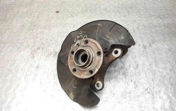 Volkswagen Transporter - Caravelle T5 Front wheel hub spindle knuckle 7H0258G