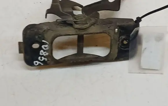 Chrysler PT Cruiser Tailgate/trunk/boot lock/catch/latch 