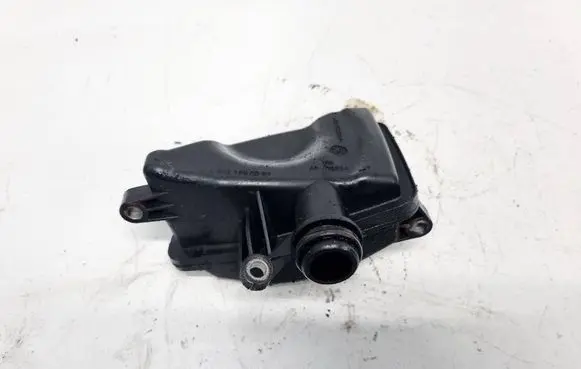 Mercedes-Benz R W251 Intake resonator A6421400087