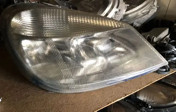 Mercedes-Benz A W168 Headlight/headlamp A1688200261 1301125202 180798