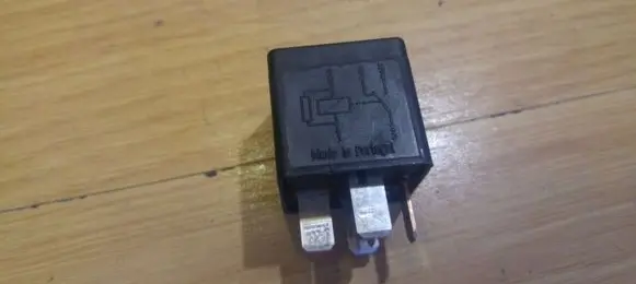 Ford Focus Other relay F0AB14B192AA