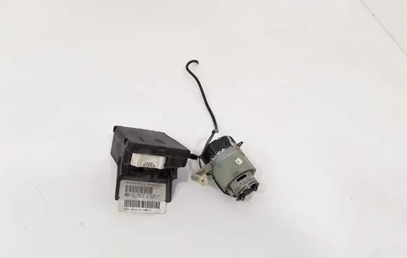 Mercedes-Benz A W168 Central locking vacuum pump 