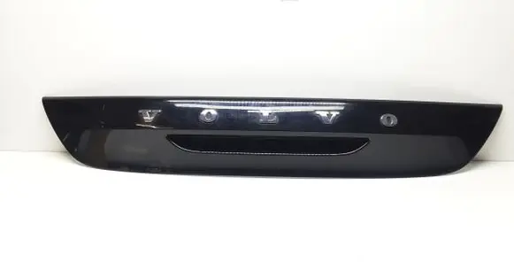 Tailgate trim