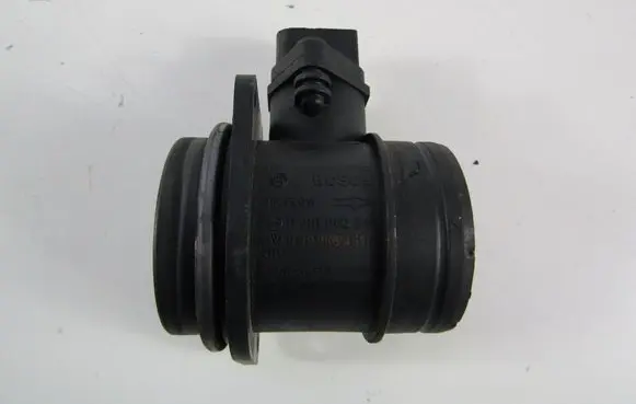 Skoda Octavia Mk2 (1Z) Mass air flow meter 0281002531