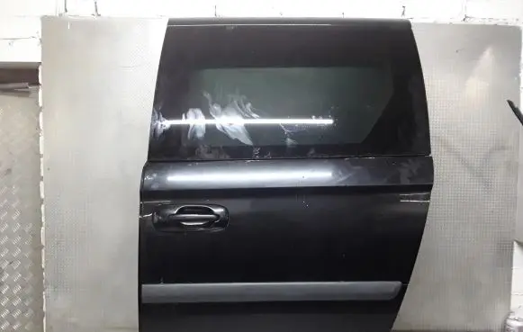 Chrysler Voyager Side sliding door 