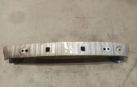 Volvo V50 Rear beam