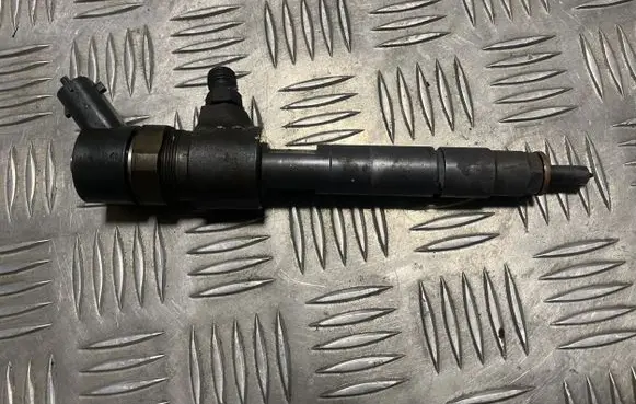 Opel Astra H Fuel injector 0445110165