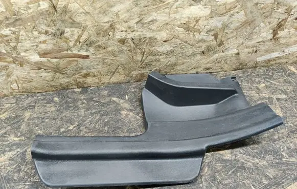 Hyundai i30 Rear sill trim cover 858762R500