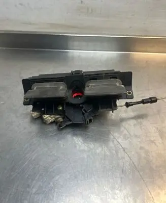 Audi A3 S3 8P Tailgate/trunk/boot exterior handle 8D9827565H 4B0827565H