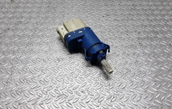 Ford Focus C-MAX Brake pedal sensor switch 3M5T9C872AB