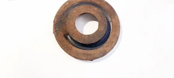 Seat Altea Front coil spring rubber mount 1k0512149b