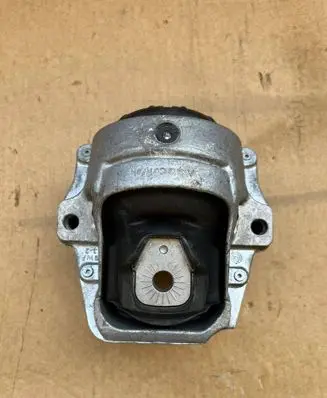 Audi A4 S4 B8 8K Engine mount bracket 8R0199381AL