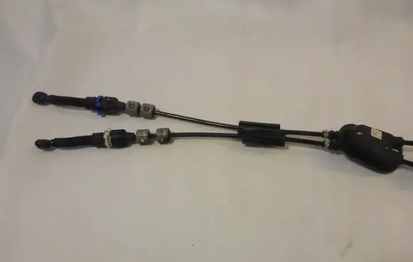 Nissan Micra K14 Gear shift cable linkage 