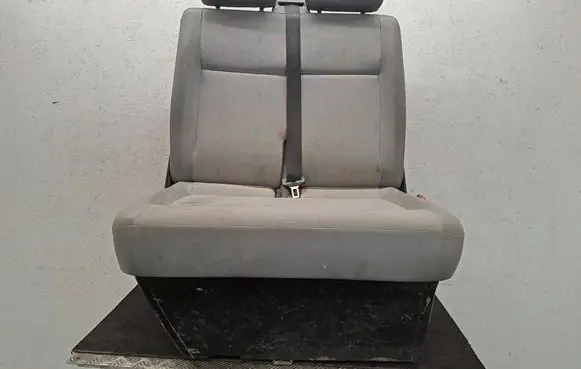 Volkswagen Transporter - Caravelle T5 Front double seat 7H1881681H 7H0881303F 7H0881631A