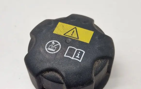 BMW X3 G01 Coolant expansion tank/reservoir cap 