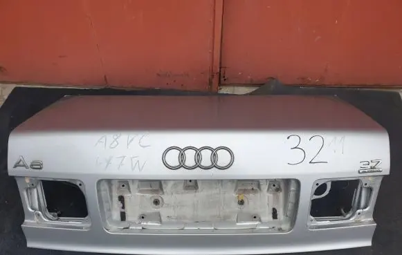 Audi A8 S8 D2 4D Tailgate/trunk/boot lid
