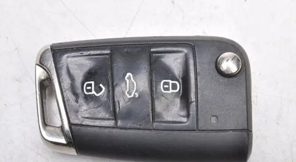 Volkswagen Golf VII Ignition key/card 