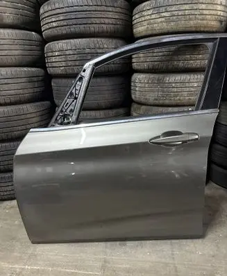 BMW 2 F45 Front door