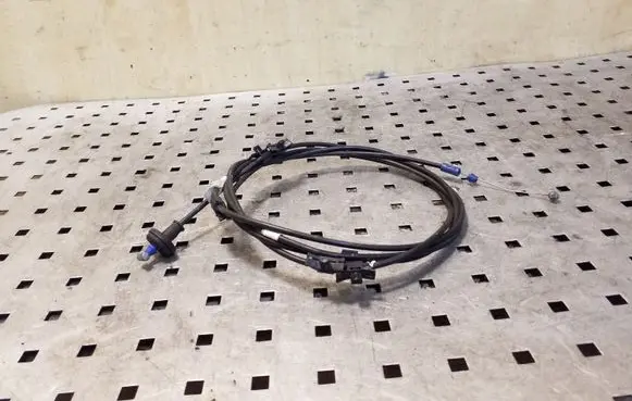 Engine bonnet/hood lock release cable