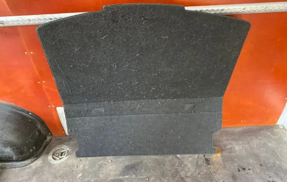 Toyota Auris E180 Trunk/boot mat liner 5857002240