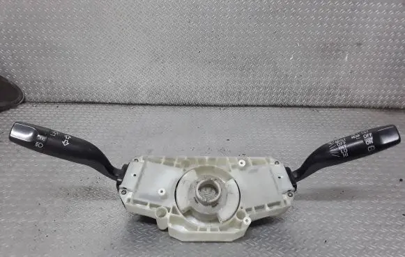 Honda HR-V Wiper turn signal indicator stalk/switch