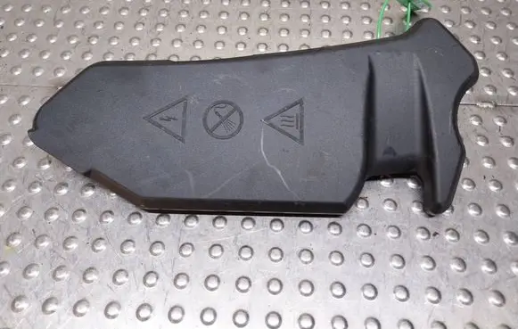 BMW 7 G11 G12 Fuse box cover S27705076 8578818