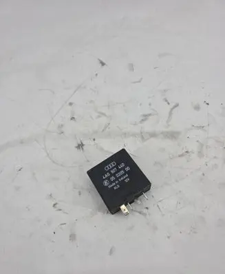 Audi A8 S8 D2 4D Other relay 4A0907440 05020500
