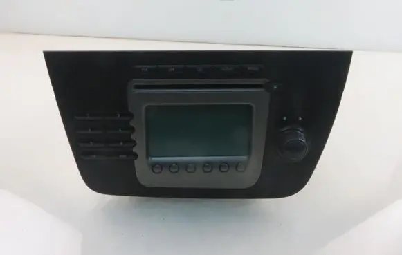 Radio/CD/DVD/GPS head unit