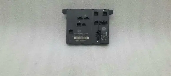Mercedes-Benz SL R230 Door control unit/module A2308205726
