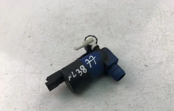 Peugeot 607 Windscreen/windshield washer pump 9641553880