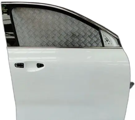 KIA Sorento Front door