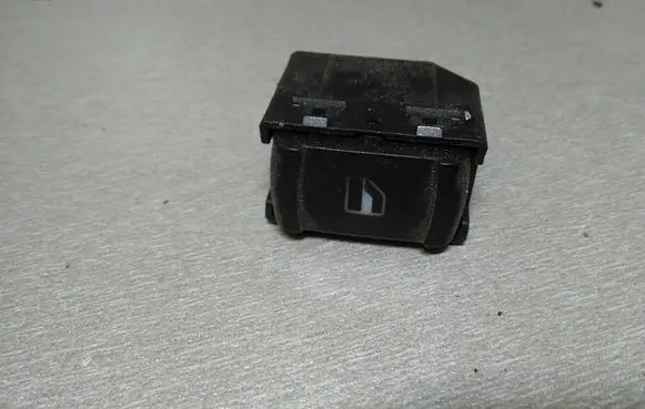 Volkswagen PASSAT B5.5 Electric window control switch 3B0959855B