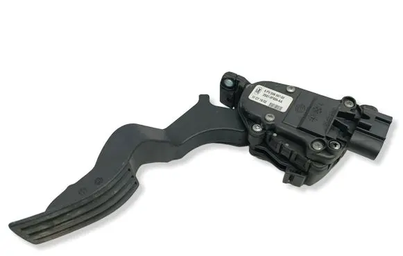 Ford Fiesta Accelerator throttle pedal 2S619F836AA 6PV00856700
