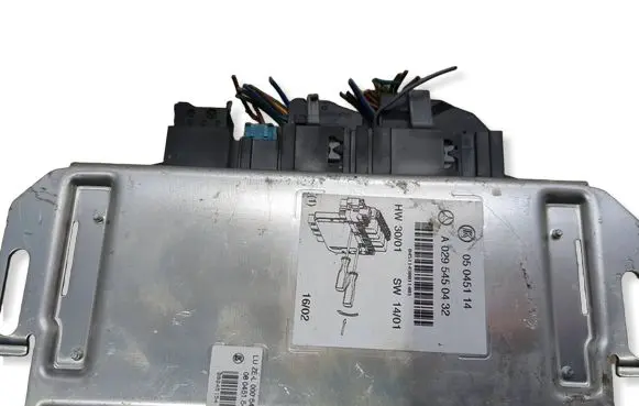 Mercedes-Benz E W211 Comfort/convenience module 05045114 A0295450432 0451143001140