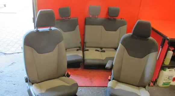 Ford Turneo Courier Seat set 