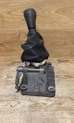Volvo 850 Clutch slave cylinder 195121
