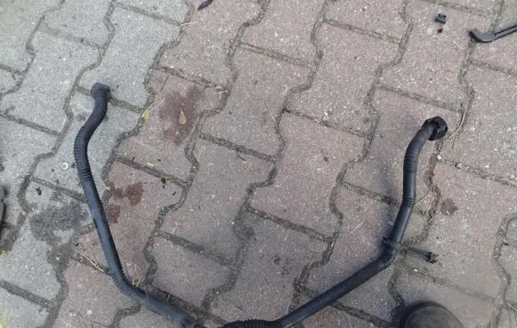 Peugeot 3008 I Engine coolant pipe/hose XXX