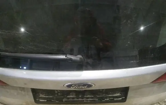 Ford Grand C-MAX Trunk door license plate light bar