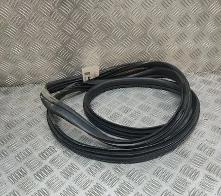 KIA Sportage Rubber seal rear door 83130R2000