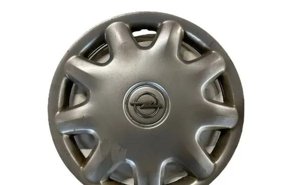 Opel Astra G R15 wheel hub/cap/trim 09156269 09156270 09156271
