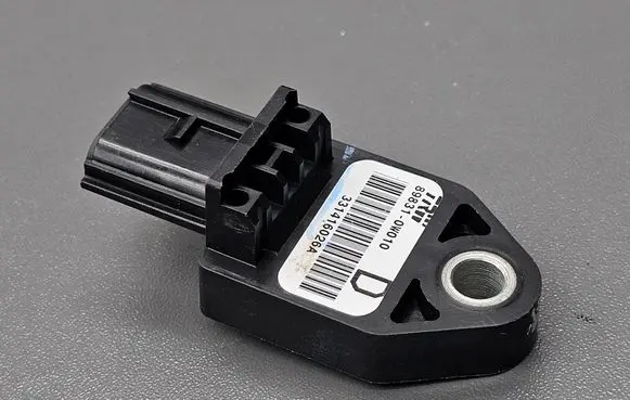 Toyota Corolla Verso E121 Airbag deployment crash/impact sensor 898310W010