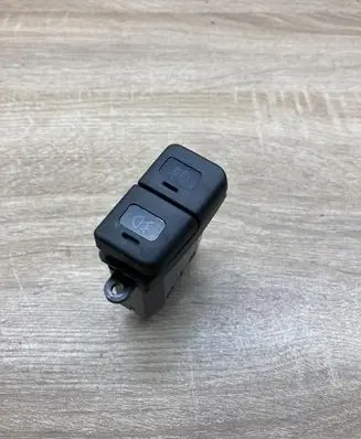 Rover 600 Fog light switch M13572