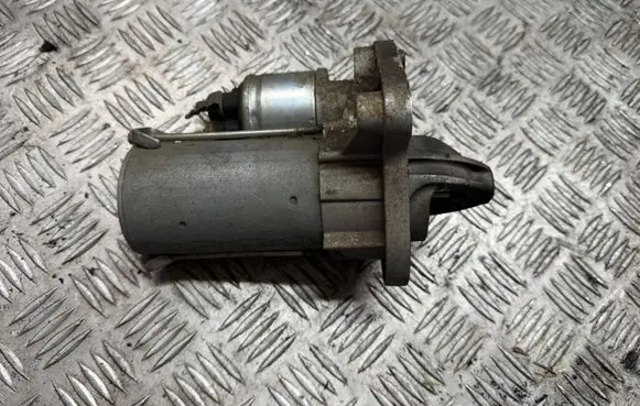 Ford Fiesta Starter motor 8V2111000AE