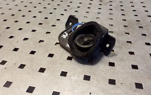 Subaru Outback Front door high frequency speaker 86304AG200