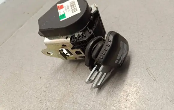 Audi Q7 4L Rear seatbelt 606898300 000030V